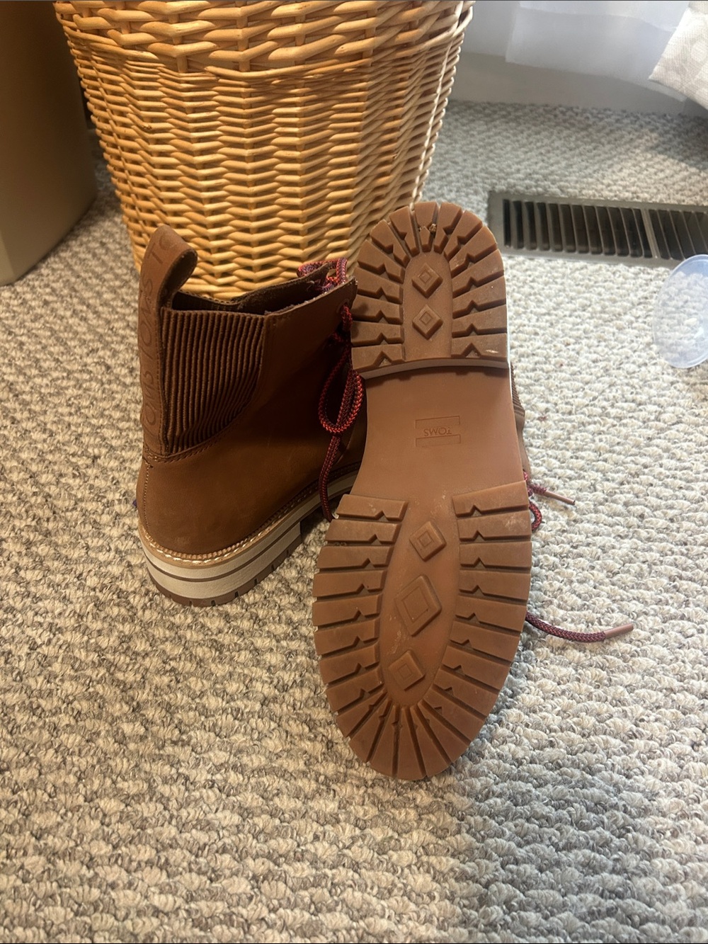 Tom’s Brown Lace-Up Boots with Red Laces - Picture 2 of 3